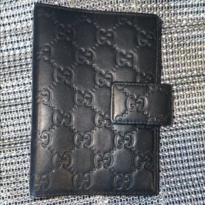 🖤 Authentic Gucci Red Microguccissima Patent Leather Heart Agenda ❤️